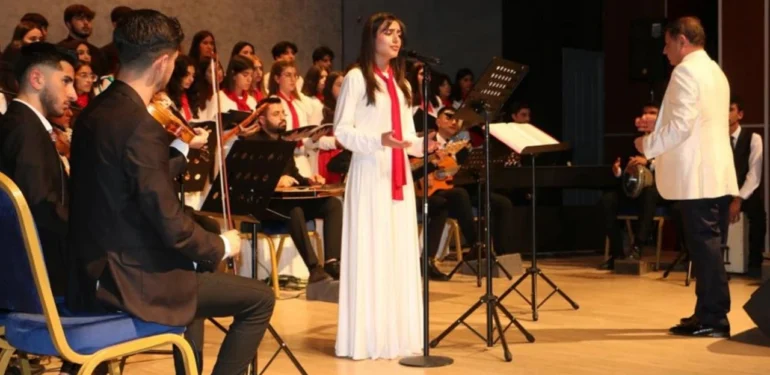 Türkçe, Kürtçe, Arapça, Zazaca Bu Konserde Buluştu
