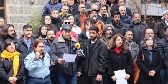 Sanatçılardan Öcalan’ın Çağrısına Destek