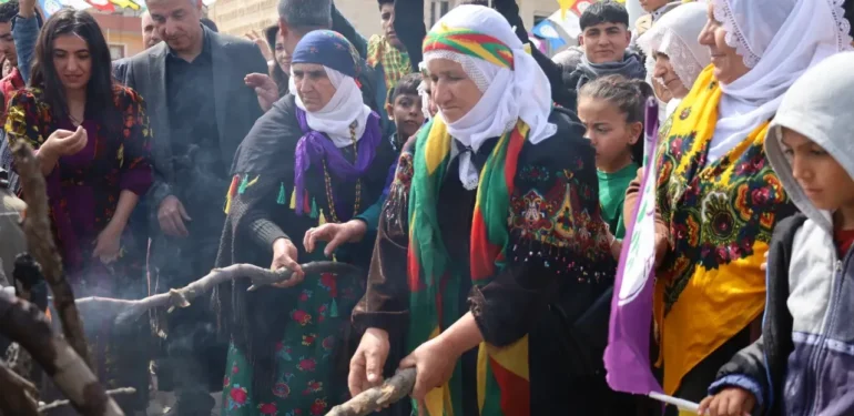 Savur’da Ateşi Kadınlar Yaktı