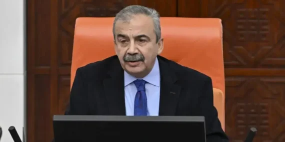 Sırrı Süreyya Önder: “Önümüzdeki Hafta Birçok Şey Netleşir”