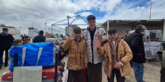 Suriyeliler Bayram Sonrası Ülkelerine Dönmeye Devam Ediyor