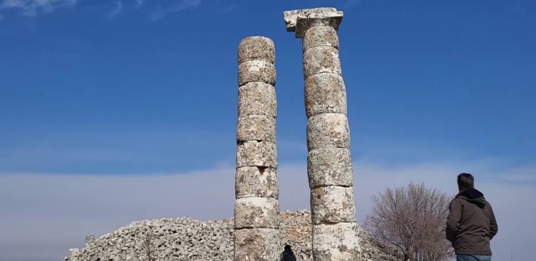 Moloz Taşlardan Oluşan 2 Bin 60 Yıllık Tümülüs Hayran Bırakıyor