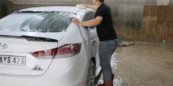 Çamur Yağdı, Oto Yıkamacılarda Kuyruk Oluştu