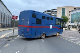 NARİN GÜRAN CİNAYETİ DAVASINDA 6 SANIĞIN TUTUKLULUK HALİNİN DEVAMINA KARAR VERİLDİ Diyarbakır adliyesi