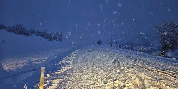 Siirt’te Yoğun Kar Yağışı Devam Ediyor