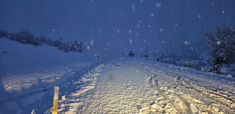 Siirt’te Yoğun Kar Yağışı Devam Ediyor