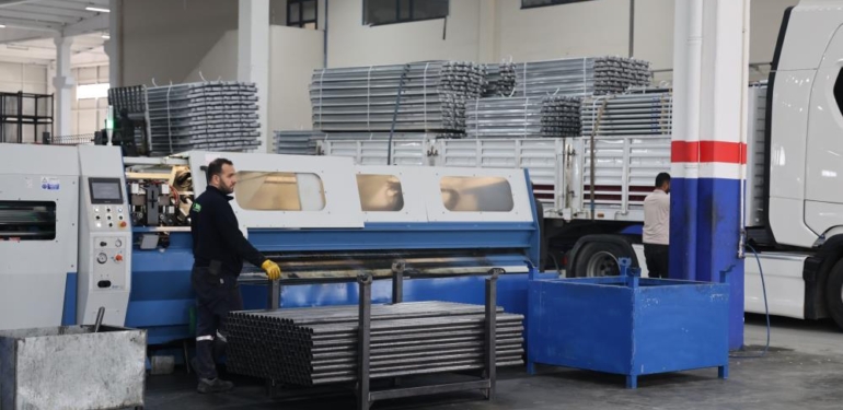 İstanbul’daki Yoğunluktan Kaçıp Diyarbakır’da Kurdukları Fabrikadan 10 Ülkeye İhracat Yapıyorlar