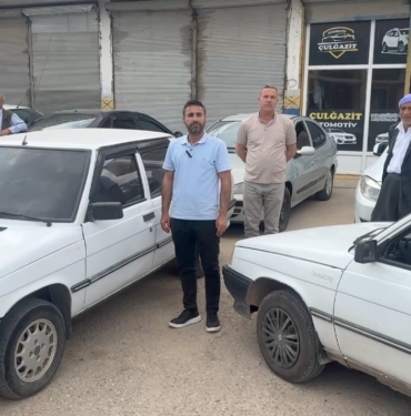 ÇALINTI OTOMOBİLLE BAŞKA BİR OTOMOBİL ÇALDILAR OTOMOBİL HIRSIZLARI POLİSE YAKALANDI