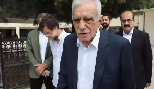 Kanser Tedavisi Gören Ahmet Türk’ten Haber Var