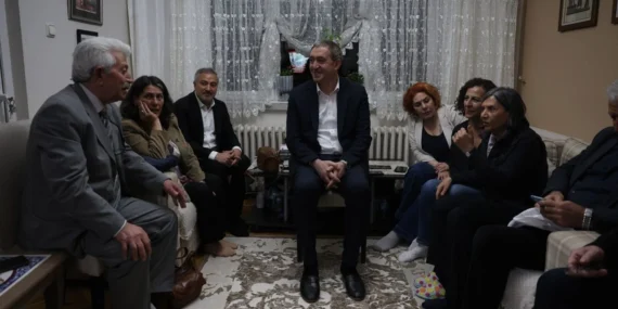 DEM Parti, Yeni Çözüm Sürecini Evlere Taşıdı