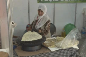 diyarbakirda-esma-nine-lavas-acarak-30-kisilik-ailesine-bakiyor1