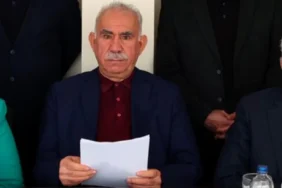 perde-arkasi-ocalan-bahcelinin-saglik-durumunu-sormus-devlet-ocalanin-konusmasini-videoya-cekmis-1rum