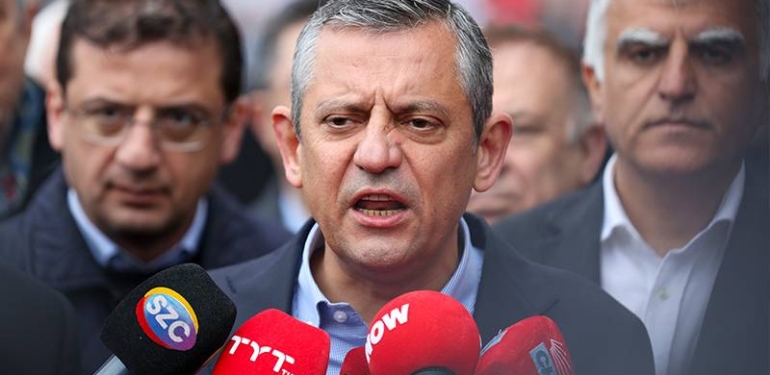 Özel, Çözüm Süreci İçin Meclis’i İşaret Etti: Akıllarını Başlarına Toplasınlar!