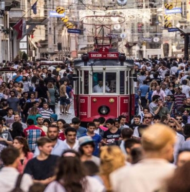 1747636926856-istiklal-avenue-5-1