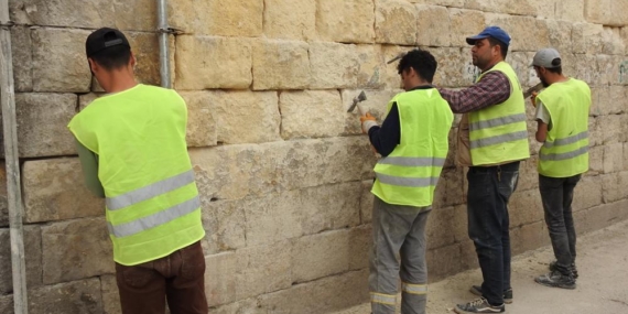 Taş Ustaları 1 Mayıs’ta Da Ekmeklerini Taştan Çıkartıyor