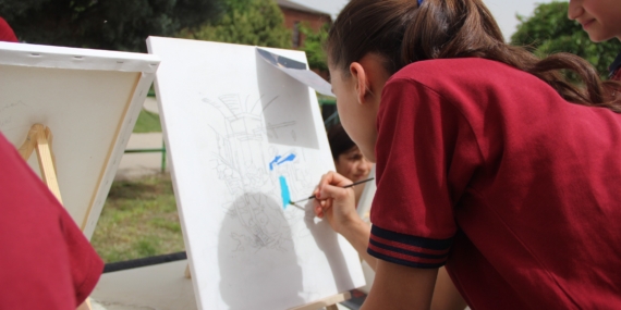 Öğrenciler Açık Havada Sanatla Buluştu