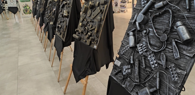 Atık Malzemeler Sanata Dönüştü