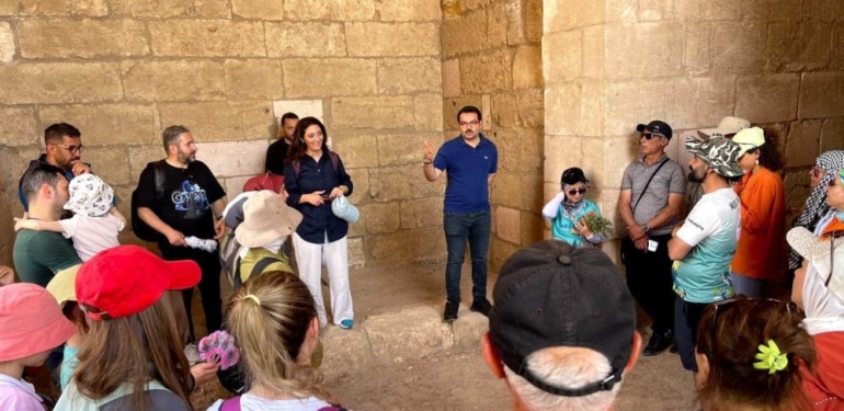 Hafta İçi Kaymakam, Hafta Sonu Turizm Rehberi