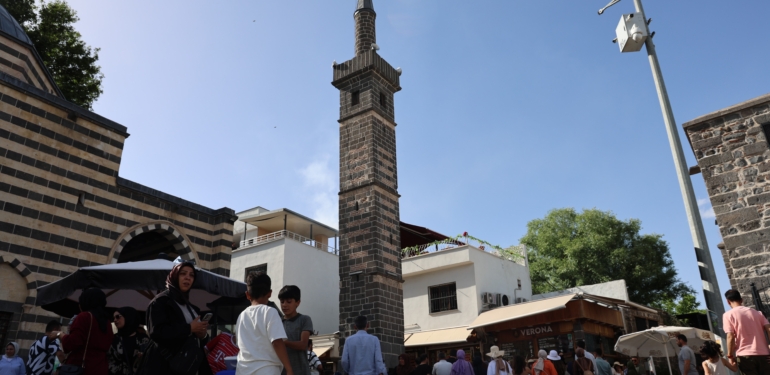 Dört Ayaklı Minare’de Dilek Kuyruğu