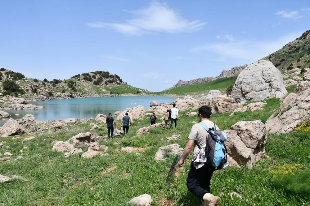 Şırnak'ta 3 Bin Rakımda Bulunan Göl Havadan Görüntülendi