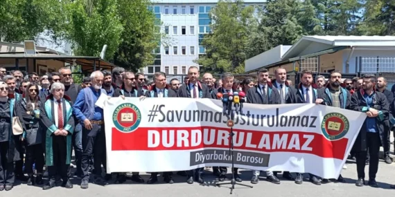 Diyarbakır’da Hukukçular İsyan Etti
