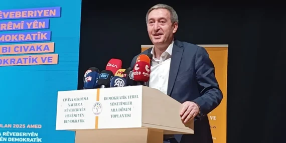 Bakırhan Diyarbakır’da Konuştu: Kayyumlar Derhal Geri Çekilmeli