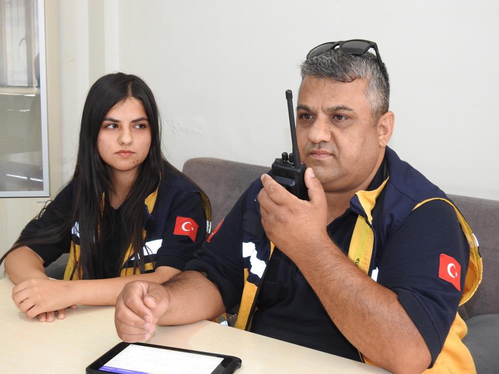 Baba ve Kızı Birlikte Hayat Kurtarıyor