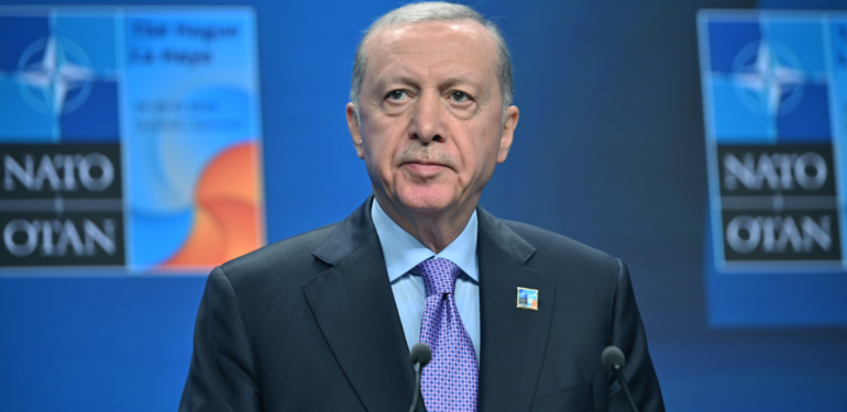 Erdoğan’dan Çözüm Süreci Mesajı: “DEM Partisiyle Yeni Görüşme Yakında”