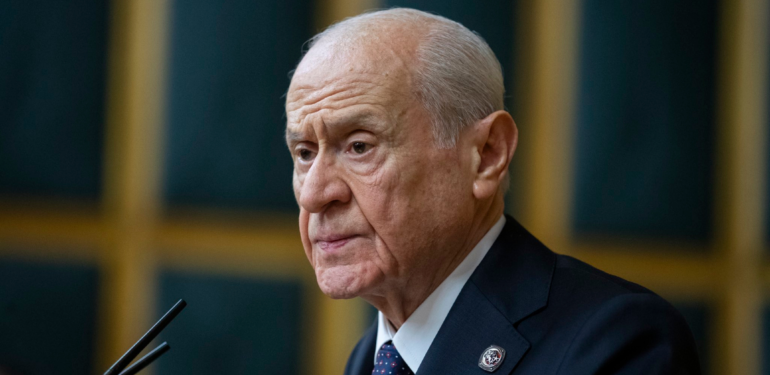 5 Ay Sonra Kürsüye Çıkan Bahçeli: “Gün Birleşme ve Dayanışma Günüdür”