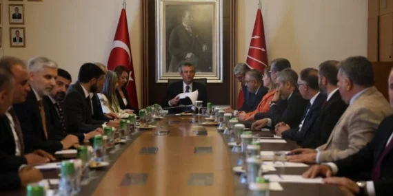 Bölge Baroları Çözüm İçin Ankara’da: Baro Başkanları Özgür Özel’le Görüştü