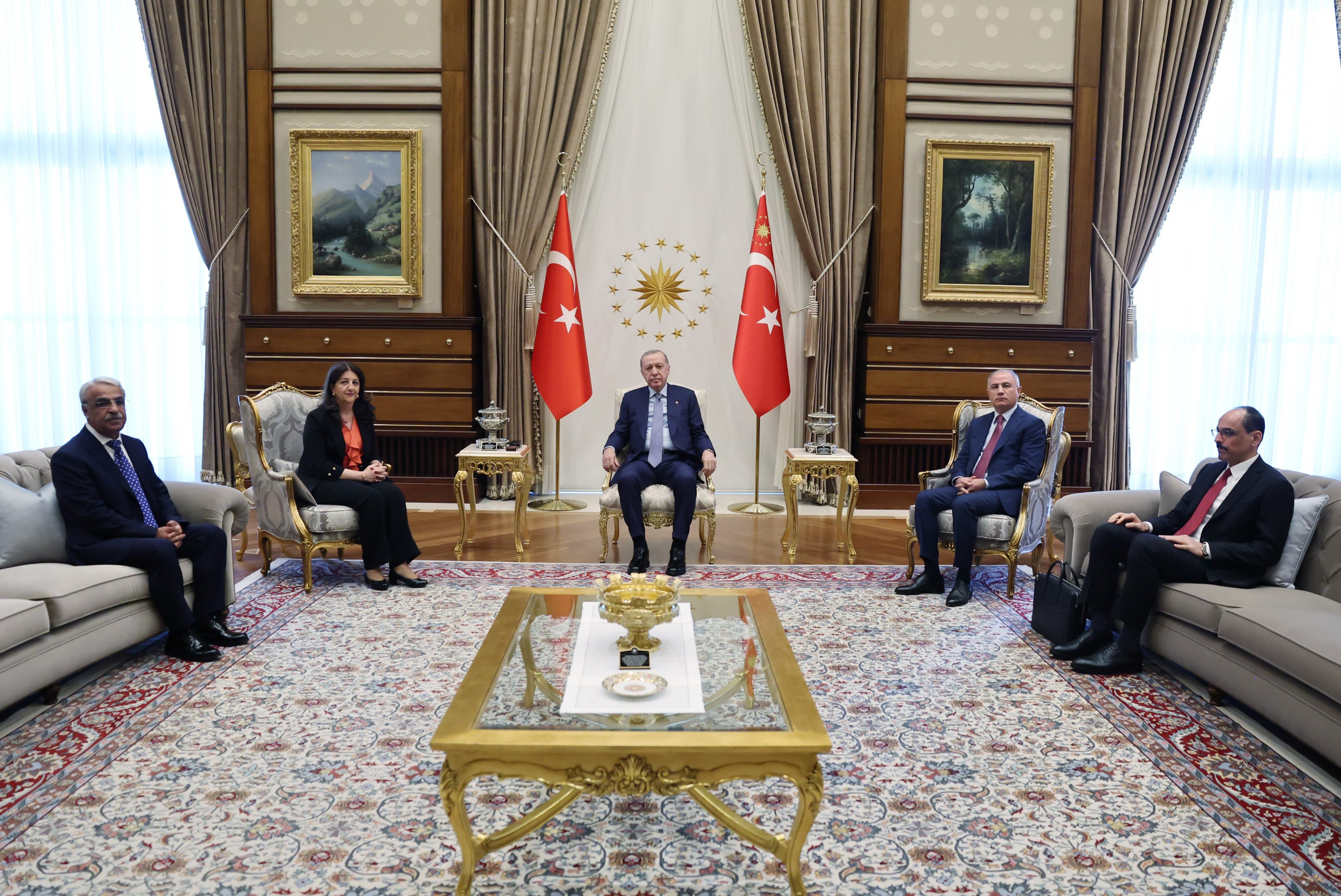 Silah Bırakma Sonrası Siyasi Parti Turları Başlıyor