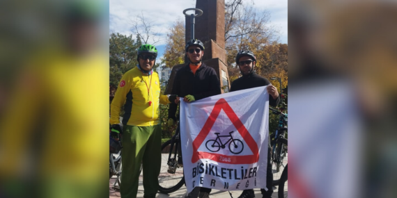 Van’da Cumhuriyet Coşkusu Pedallarla Taçlandı
