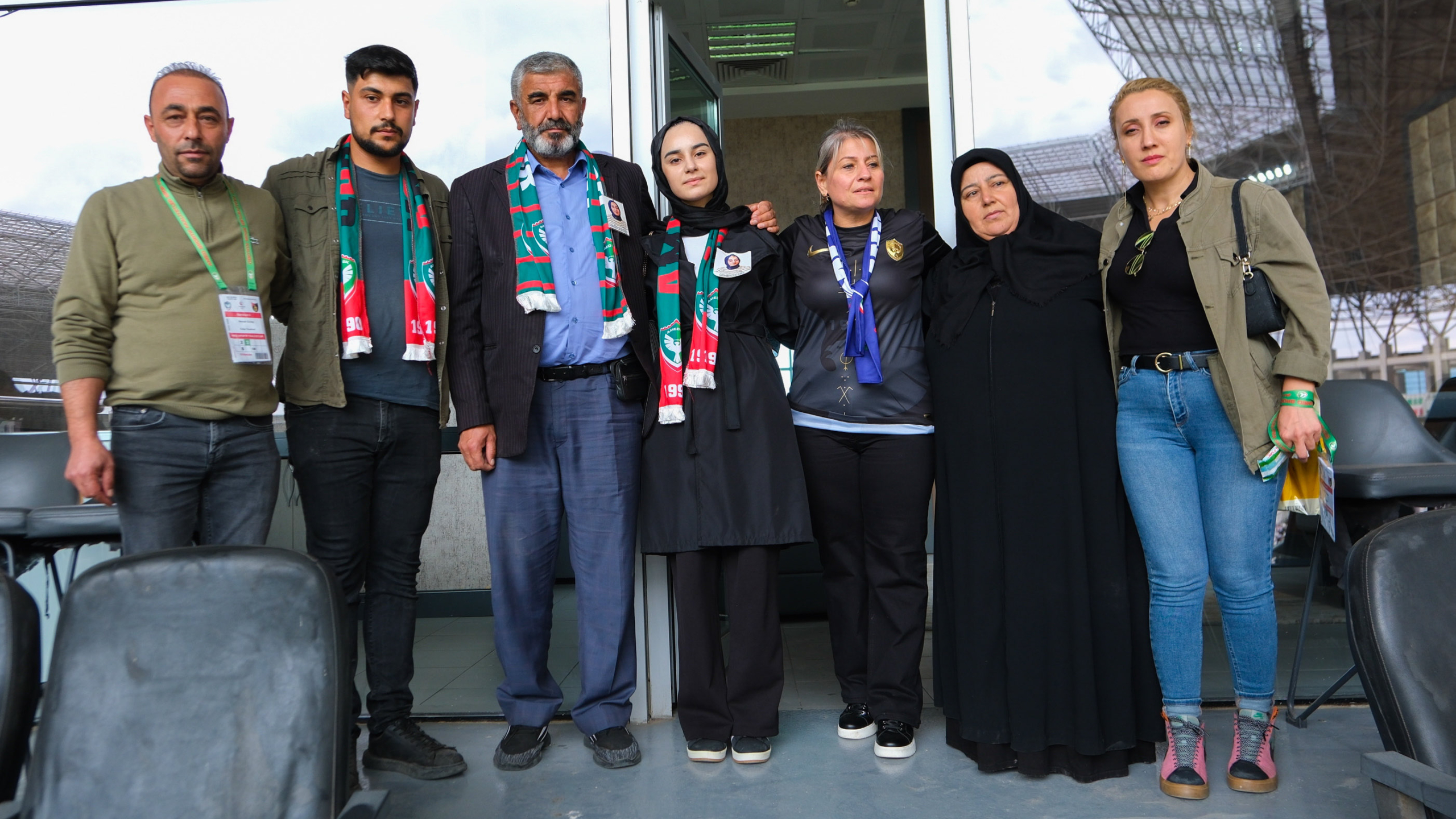 Tribünler Bu Kez Rojin İçin Seslendi: “Kadın Yaşamdır, Yaşam Susturulamaz” 3 Tribünler Bu Kez Rojin İçin Seslendi: “Kadın Yaşamdır, Yaşam Susturulamaz”