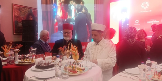 Mardin’de Cumhuriyet Resepsiyonu İki Dinin Temsilcilerini Buluşturdu