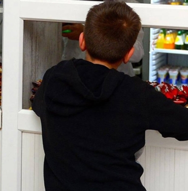 yoksula-tost-ayran-bile-cok