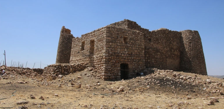 İdil’in Basak Köyündeki Tarihi Kilise Yok Oluyor: Bölge Halkı Restorasyon İstiyor