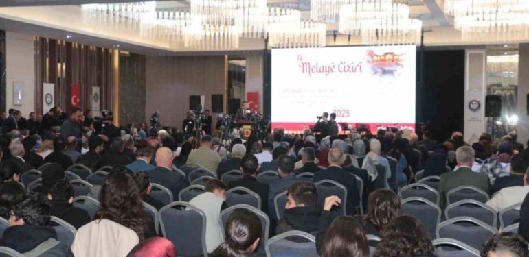 Melaye Ciziri Sempozyumu Başladı, Mesut Barzani de Katıldı