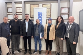 b413b85c-d9b3-4244-a208-3fd9223f9734