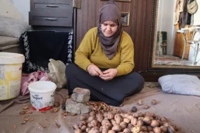 diyarbakirda-bir-annenin-hasta-evladi-icin-ornek-mucadelesi2