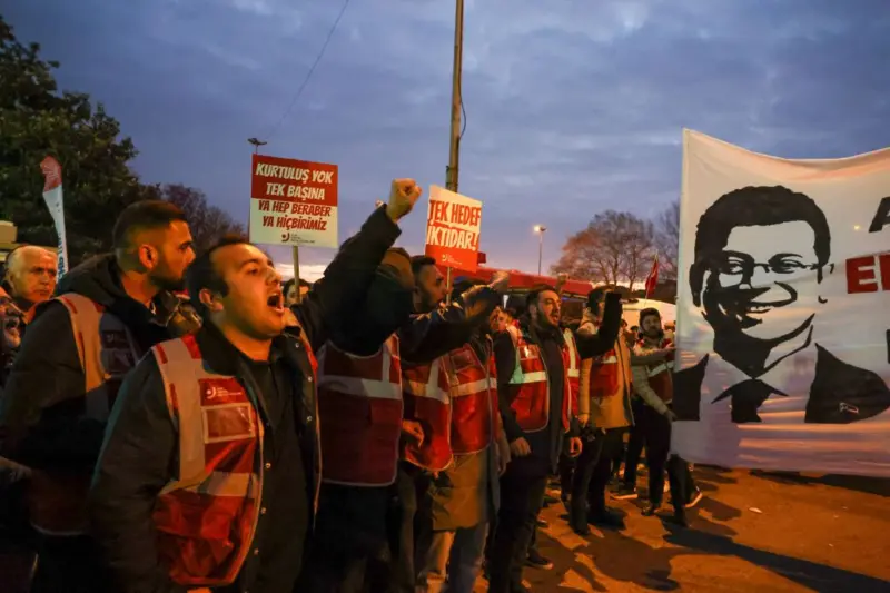 'Örgüt, Eylemler, Sistem': İBB İddianamesinde Ekrem İmamoğlu'na Hangi Suçlamalar Yöneltiliyor? 3 'Örgüt, Eylemler, Sistem': İBB İddianamesinde Ekrem İmamoğlu'na Hangi Suçlamalar Yöneltiliyor?