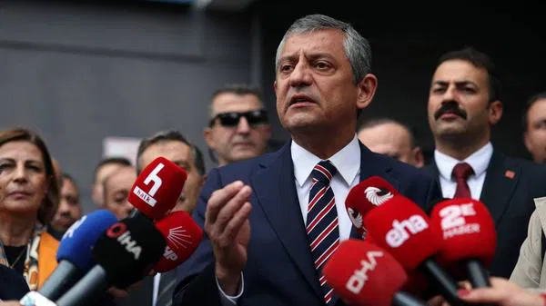 Özel'den 'İddianame' Açıklaması: Bu İddianame Değil, Darbecilerin Siyasete Yönelik Bir Muhtırasıdır