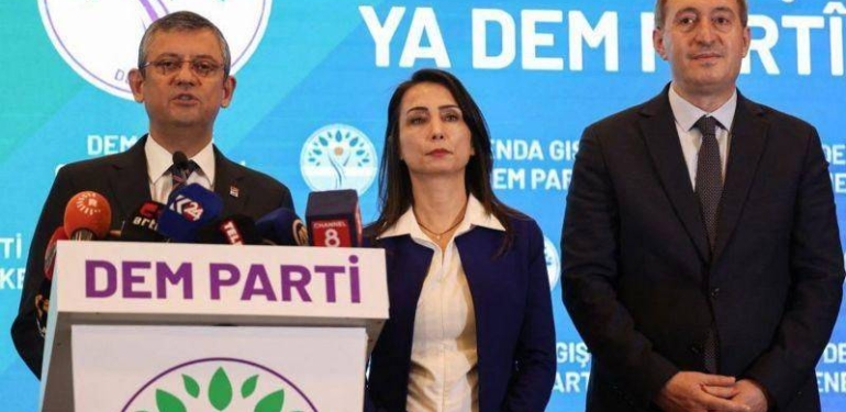 DEM Parti’den Özgür Özel’e “Celladına Aşık Olmak” Yanıtı
