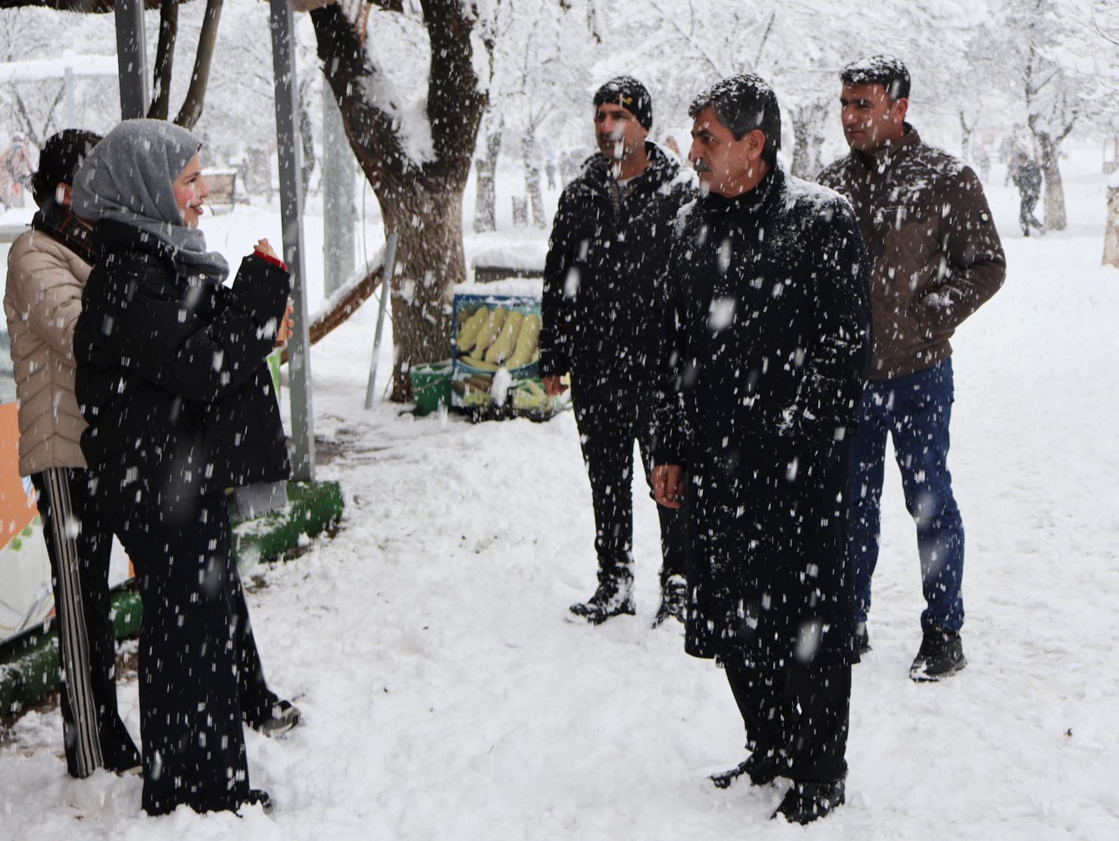 Eş Başkan Bingöl, Kar Yağışı Dolayısıyla Devam Çalışmaları Yerinde İnceledi