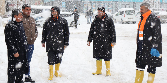 Eş Başkan Bingöl, Kar Yağışı Dolayısıyla Devam Çalışmaları Yerinde İnceledi