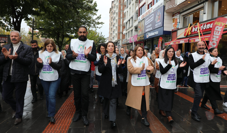 Hatimoğulları: “Herkes Borçla Yaşıyor, Yurttaşımız Borcu Borçla Ödüyor”