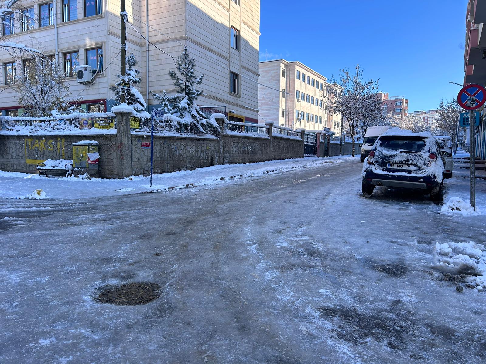 Siirt Belediyesi Sınıfta Kaldı: Kar Yağdı, Önlem Alınmadı