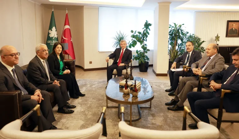 DEM Parti İmralı Heyeti, Davutoğlu ile Görüştü: Siyasal Mutabakat ve Toplumsal Uzlaşı Hayati Önemdedir