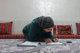 diyarbakirda-koyun-tek-okuyan-kizi1