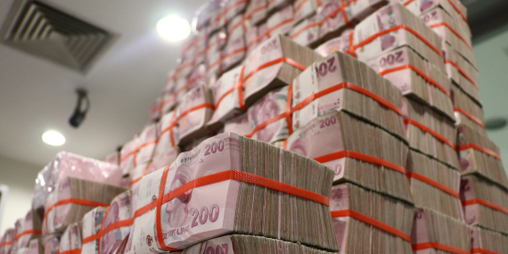 Ekonomik Tablo Ağırlaşıyor: Dakikada 4 Vatandaş İcralık Oluyor!