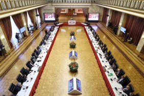 1757690026741-1754470912602-thumbs-b-c-0-db-4942-d-63-e-55-fdb-41252767-cfc-7-e-9-b-9